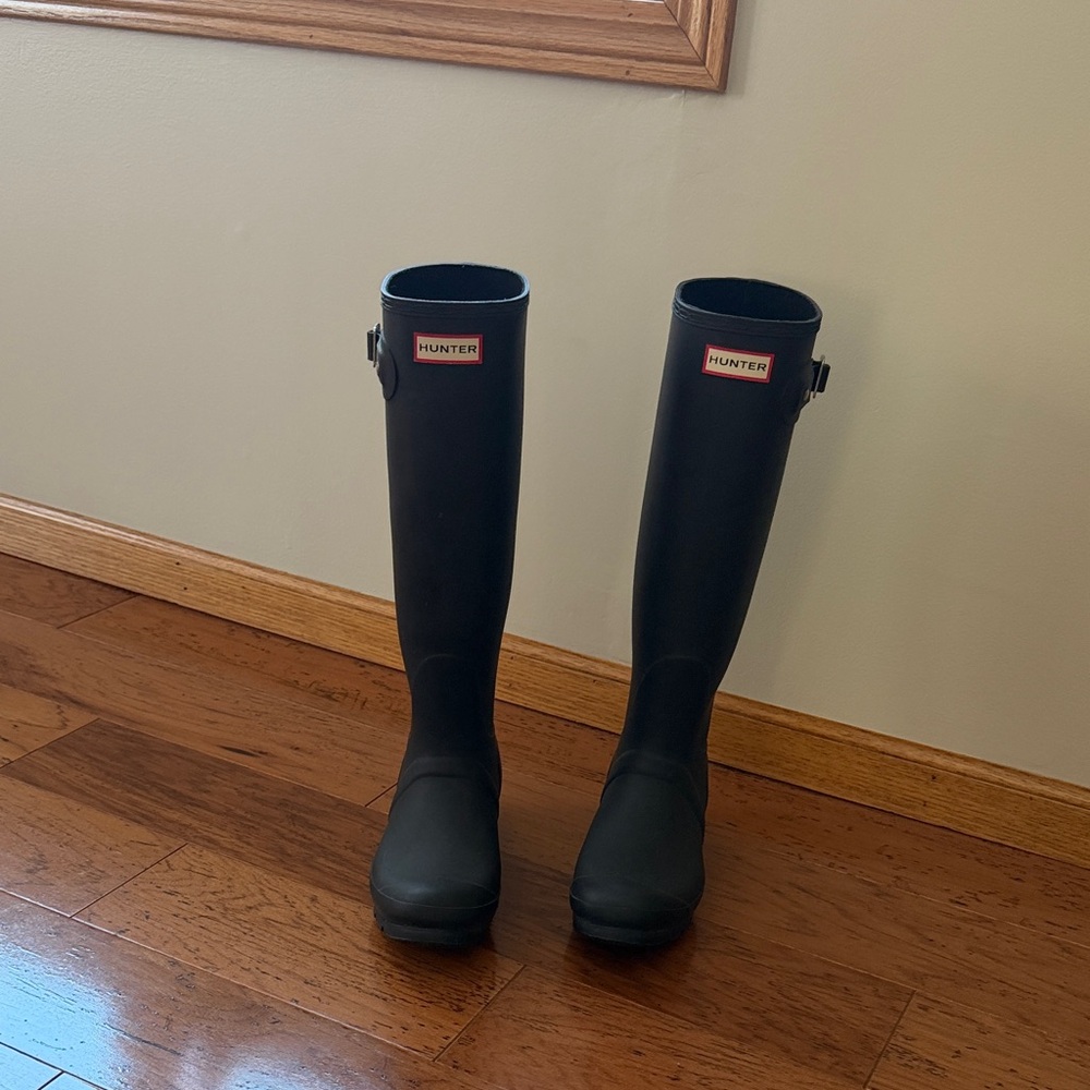 Hunter Classic Matte Black Tall Boots